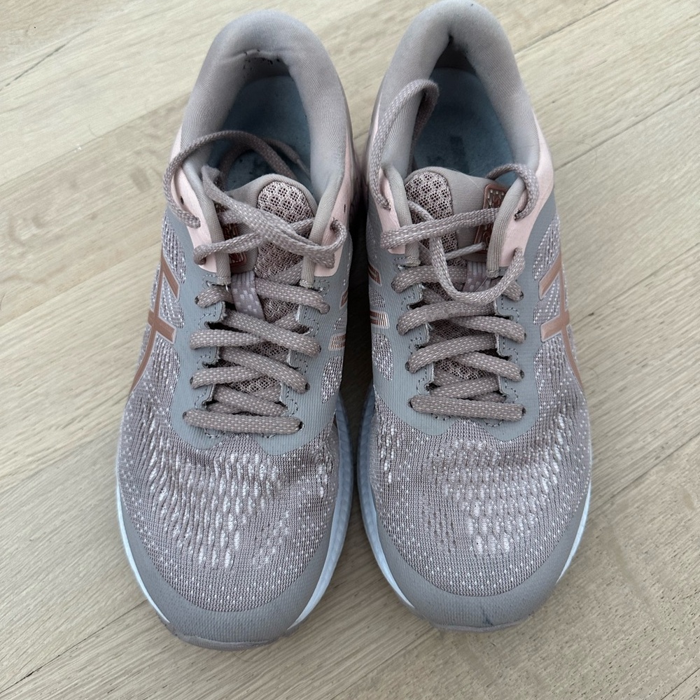 Light Pink / Grey ASICS - Picture 2 of 5